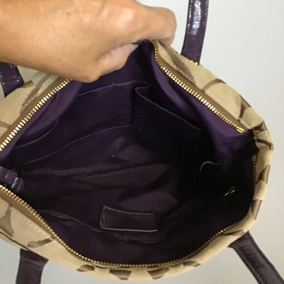 Coach Signature Stripe Tote - Picture 3 of 8